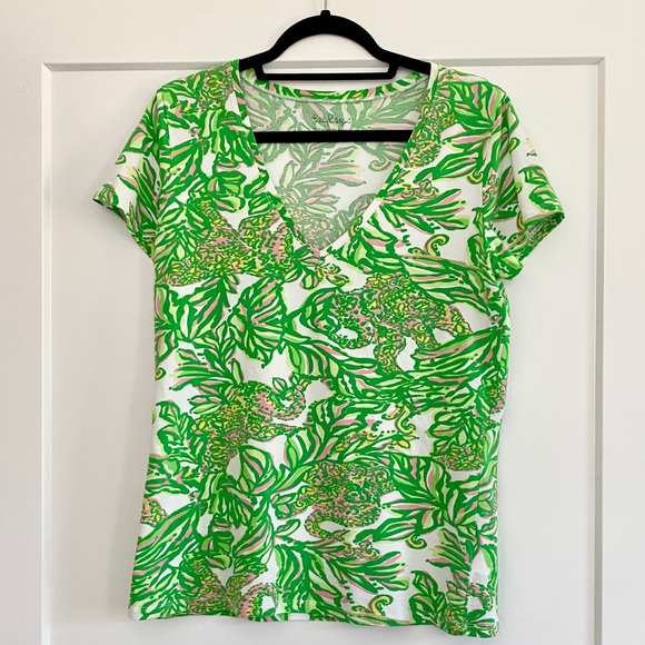 Lilly Pulitzer Tops - Lilly Pulitzer Michele V-Neck